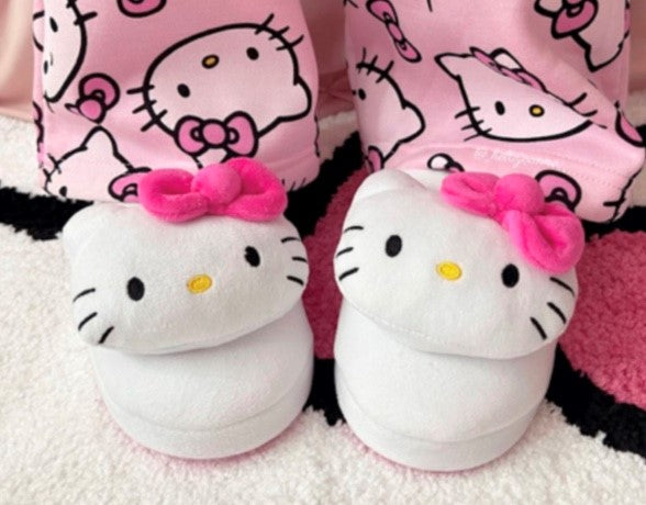 Hello Kitty: Up to 40% off