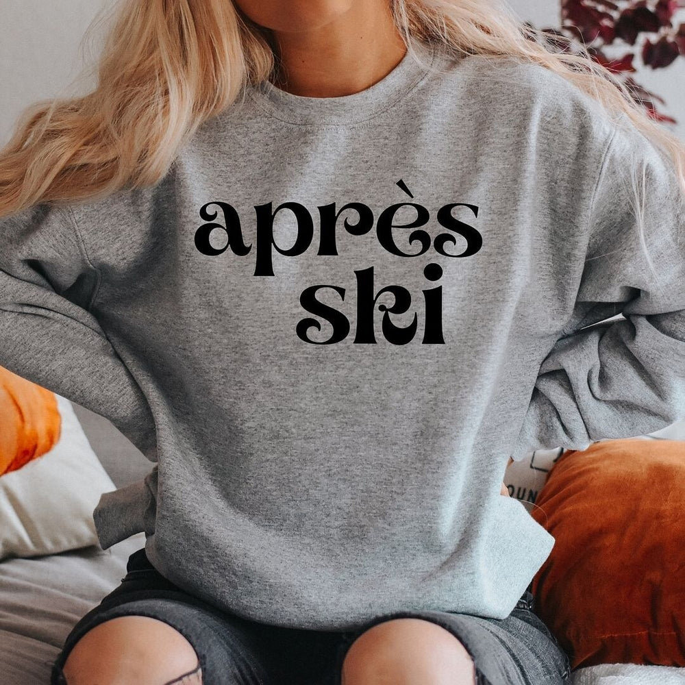 Apres Ski Graphic Sweatshirt