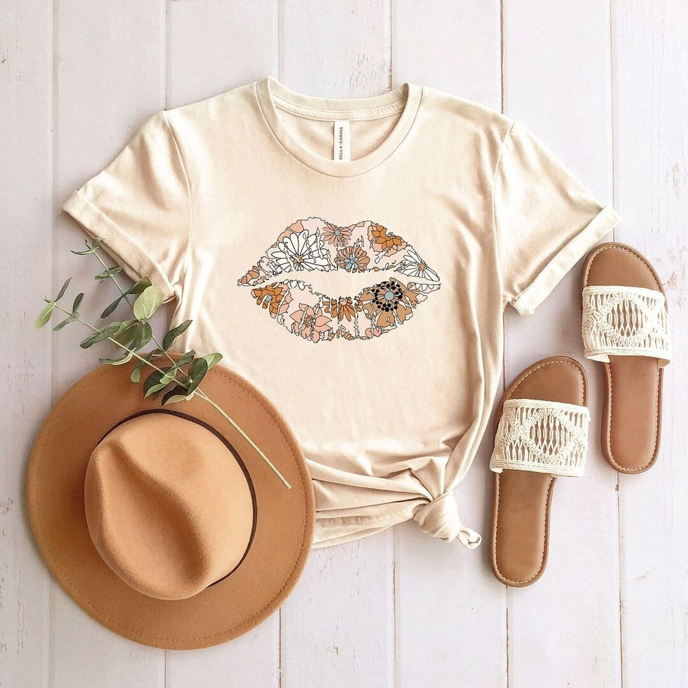 Boho Floral Lips Short Sleeve Crewnneck Tee