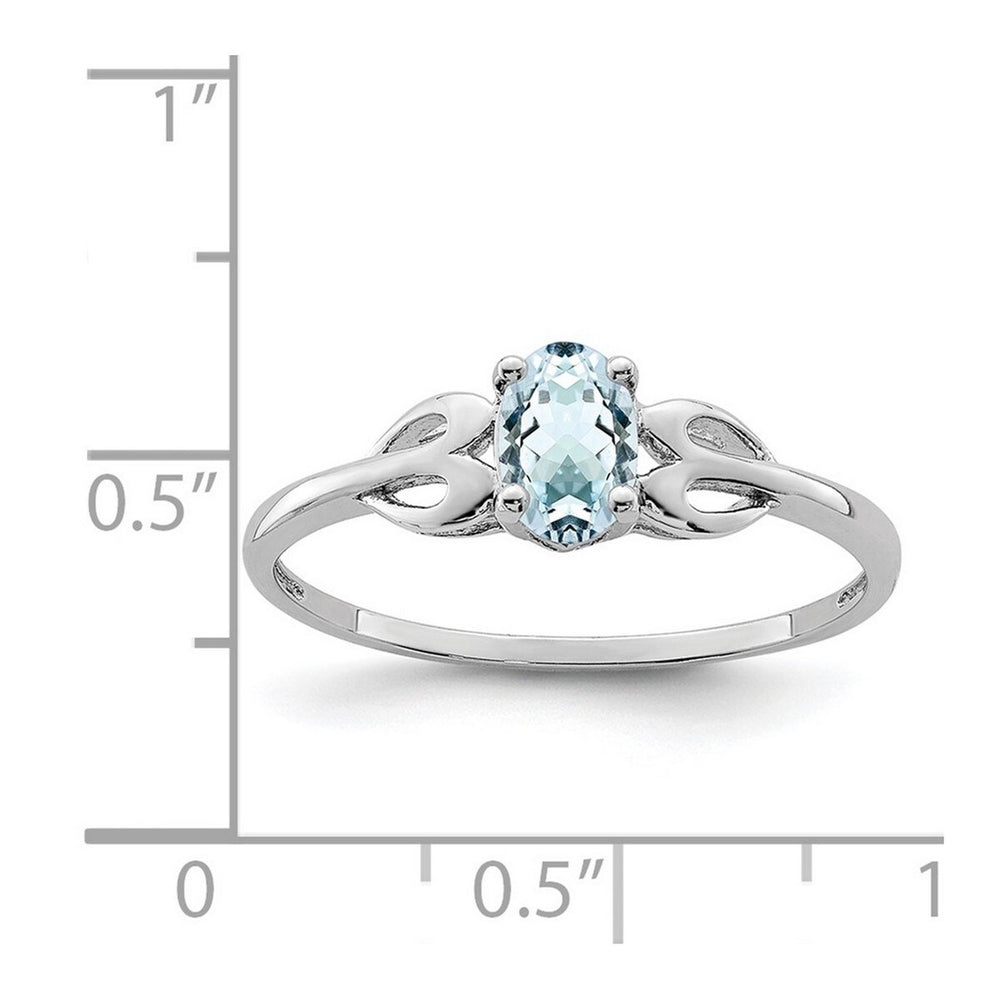 Curata 925 Sterling Silver 6X4mm Oval Aquamarine Ring