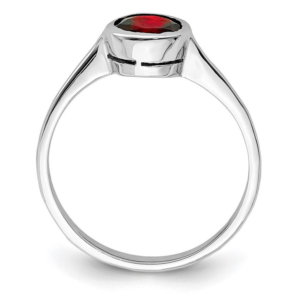 Curata 925 Sterling Silver 6mm Garnet Bezezel-set Ring