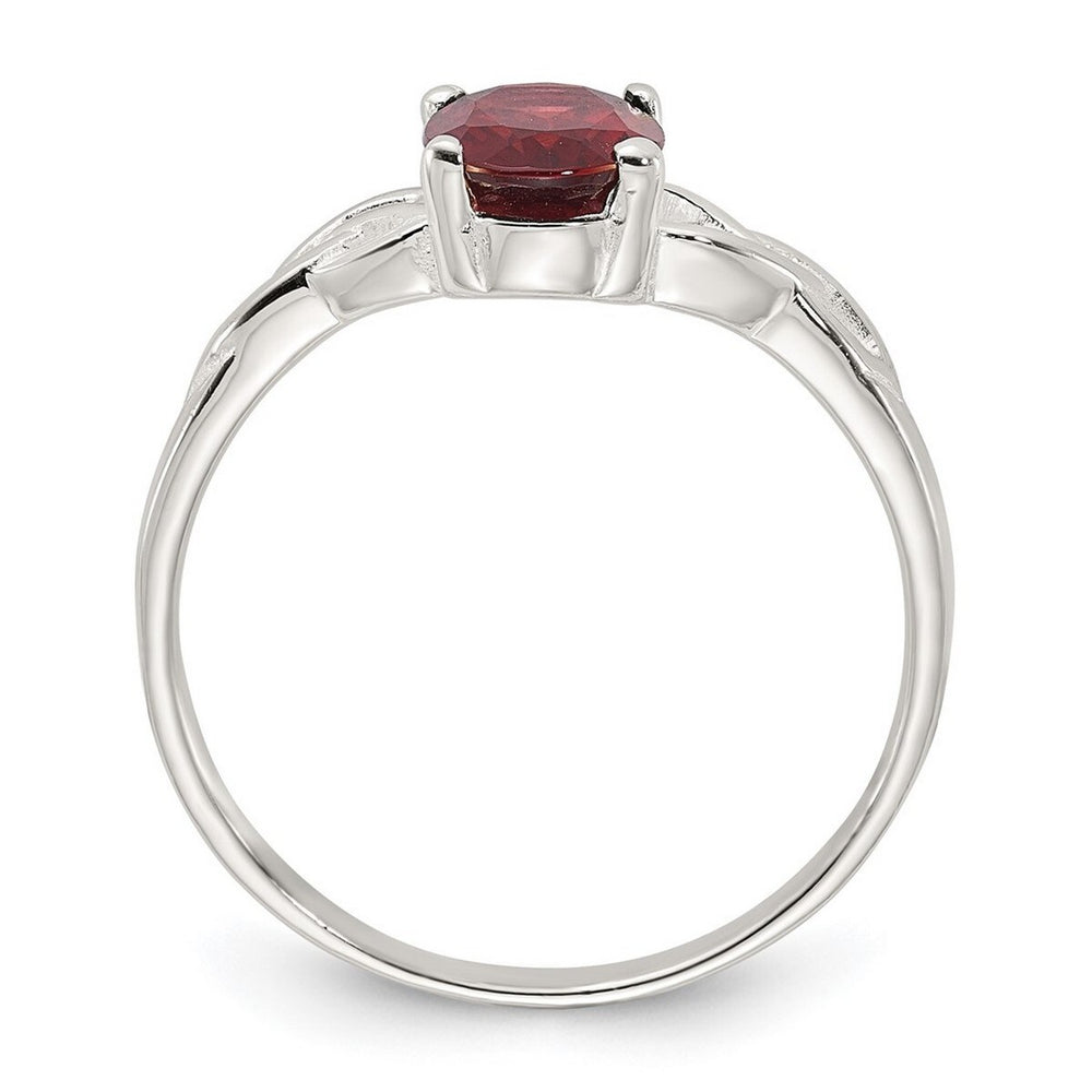 Curata 925 Sterling Silver 7x5mm Oval Garnet Ring