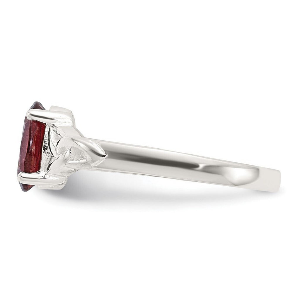 Curata 925 Sterling Silver 7x5mm Oval Garnet Ring