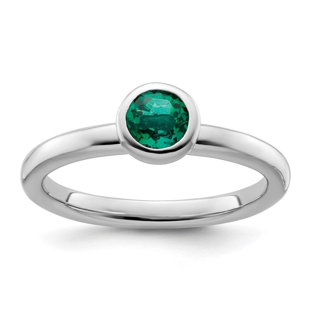 Curata 925 Sterling Silver Bezel 5mm Round Created Emerald Ring