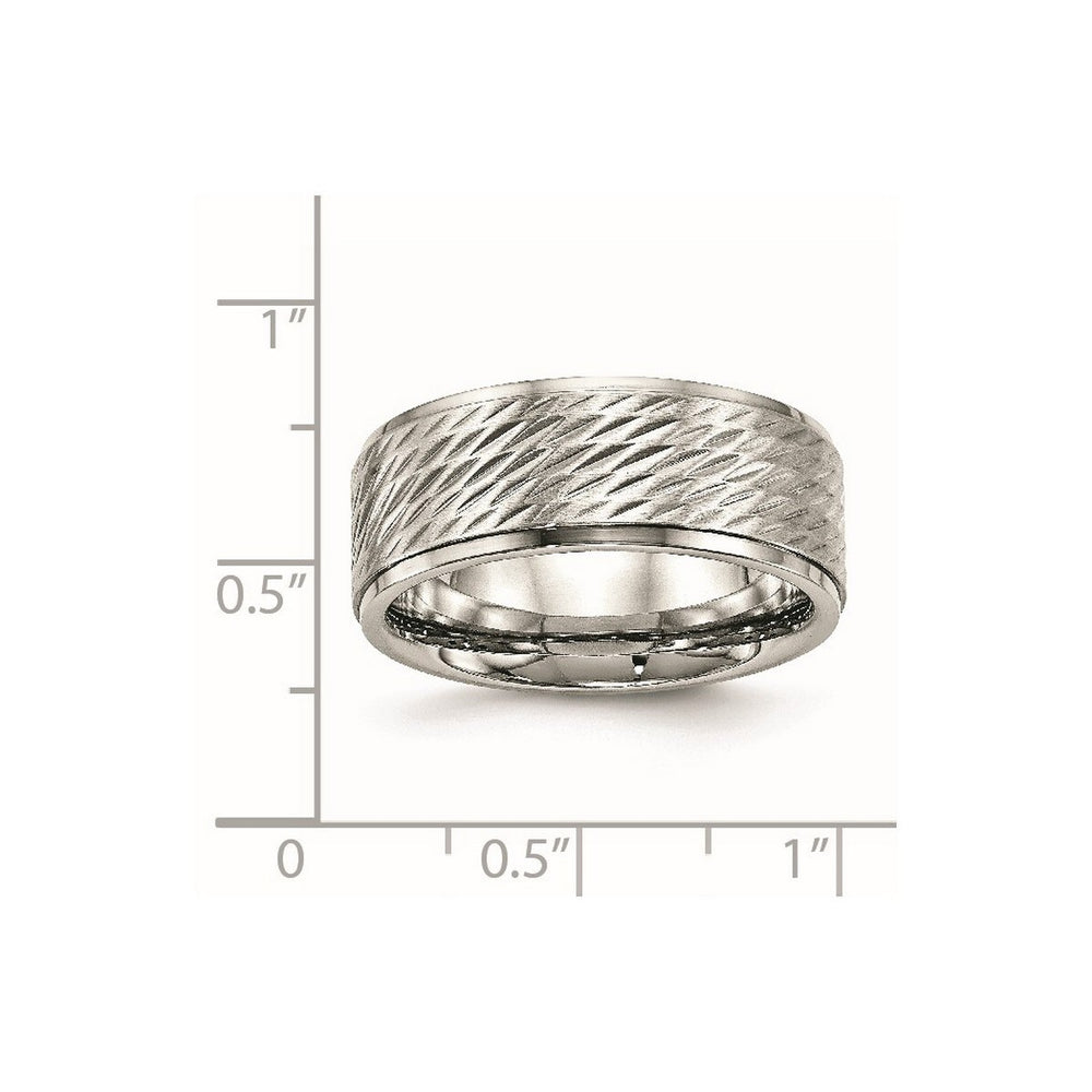 Curata Stainless Steel Mens 9mm Ridged Edge Diamond-cut Wedding Band