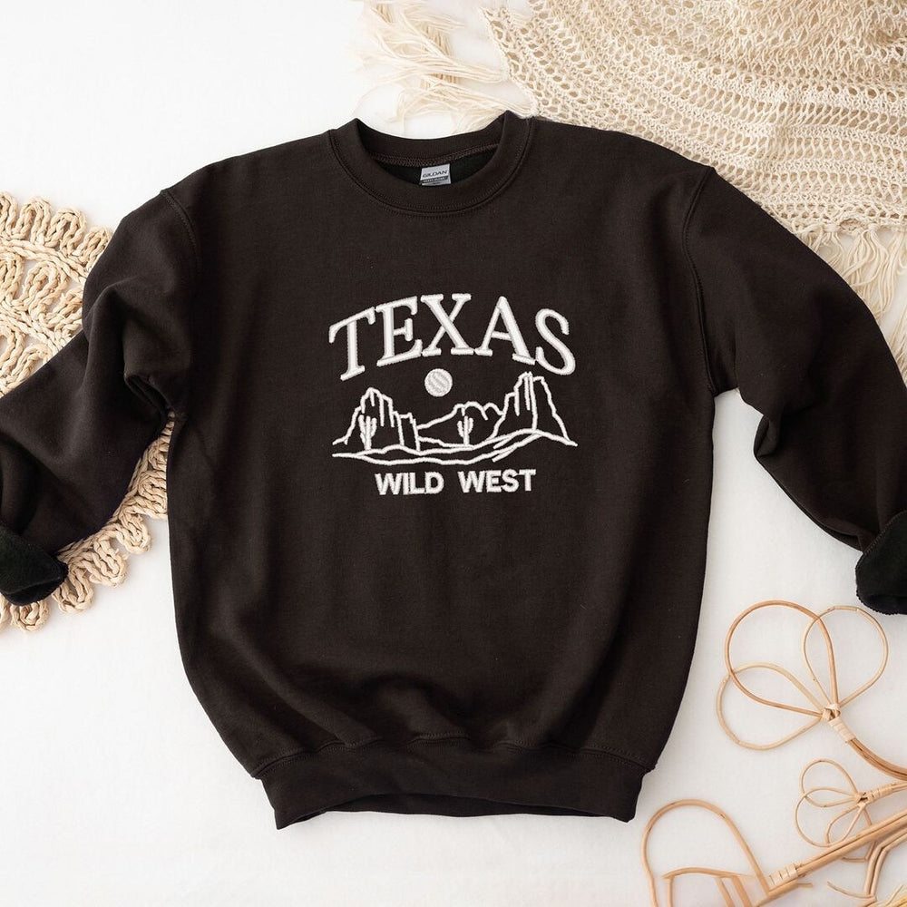 Embroidered Texas Wild West Graphic Sweatshirt