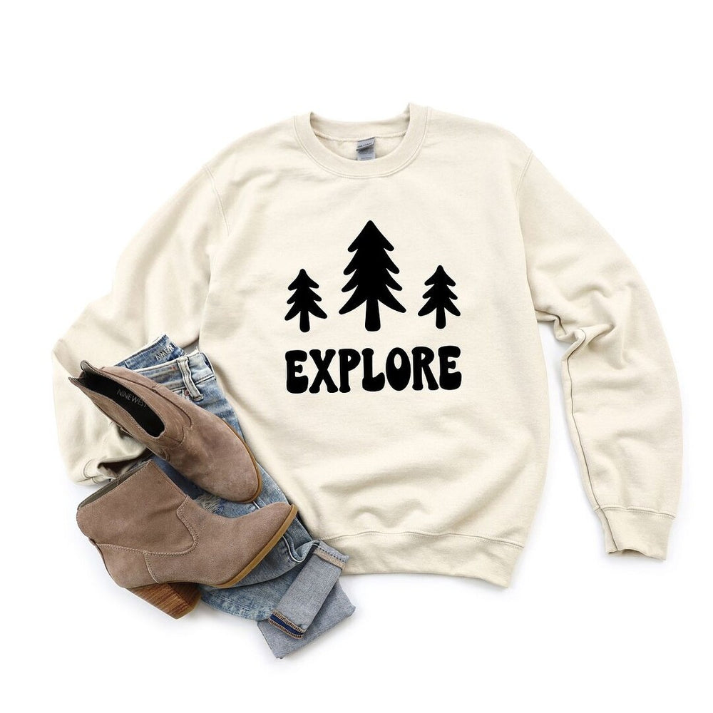 Explore Trees Graphic Sweatshirt