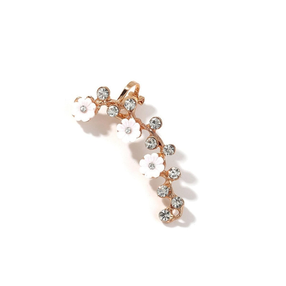 Goldtone Crystal & White Flower Ear Crawler