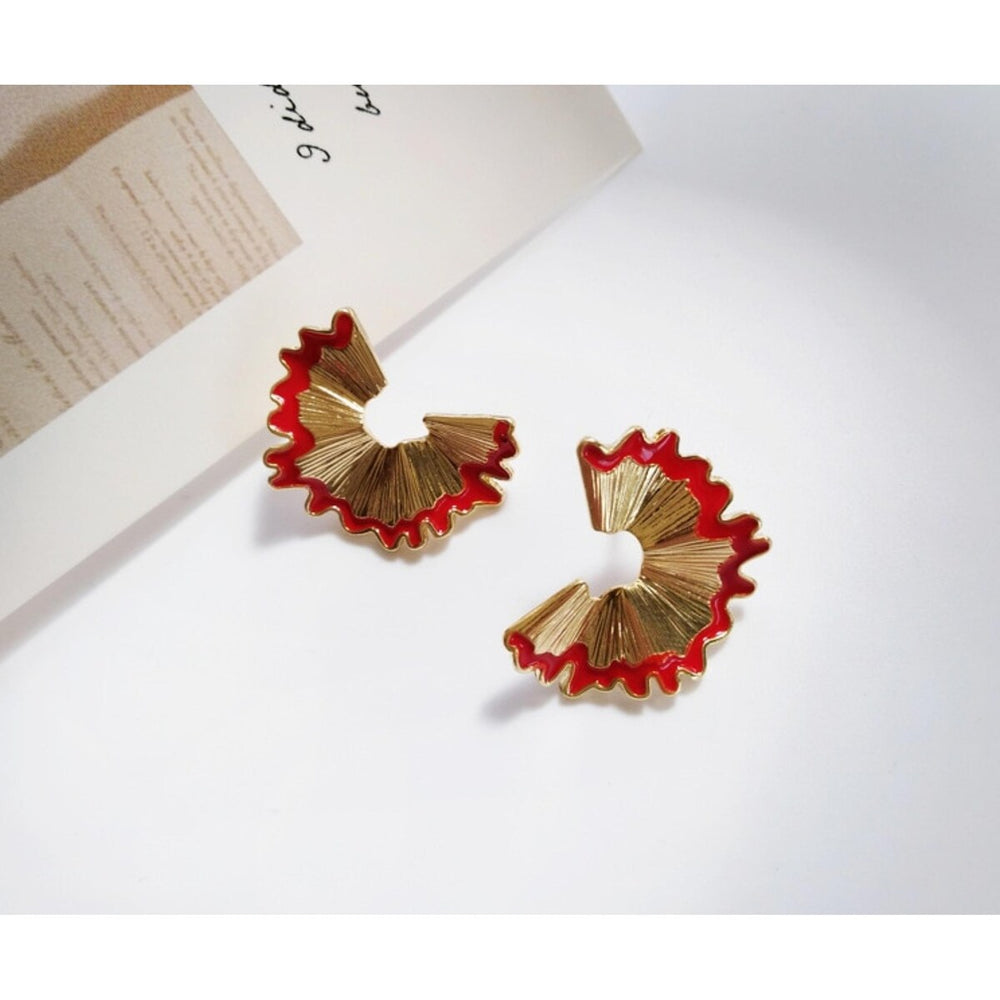 Goldtone Red Squiggled Fan Stud Earrings