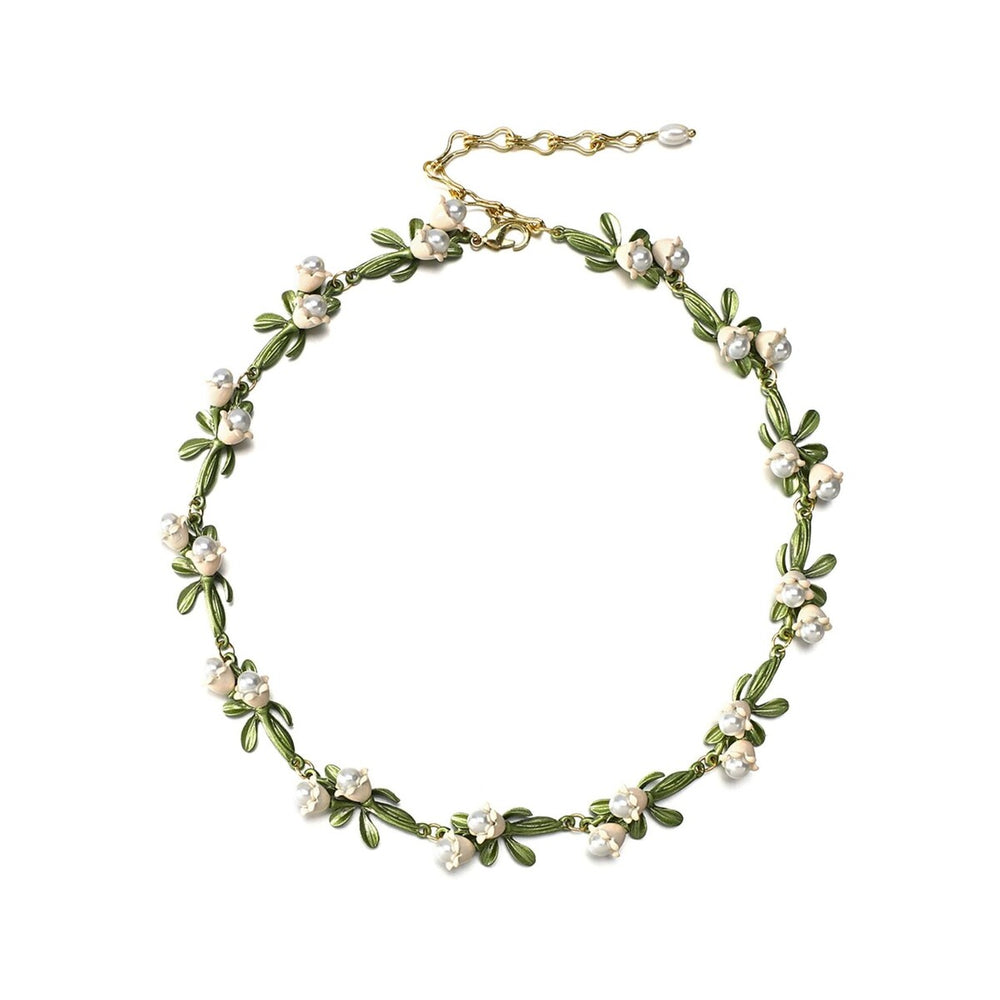 Green Leaves Floral Pearl Necklace - White