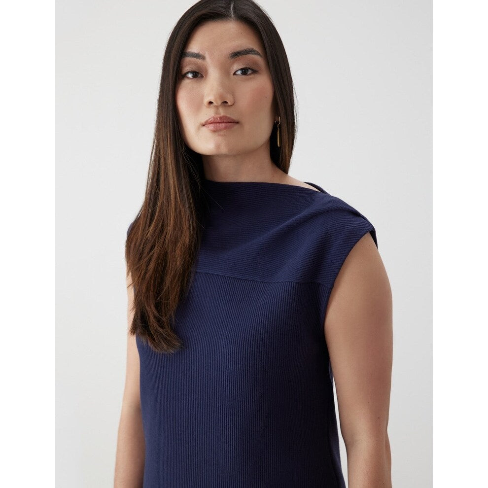 Gstq Asymmetric Neck Top