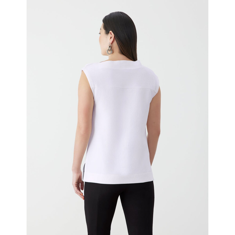 Gstq Asymmetric Neck Top