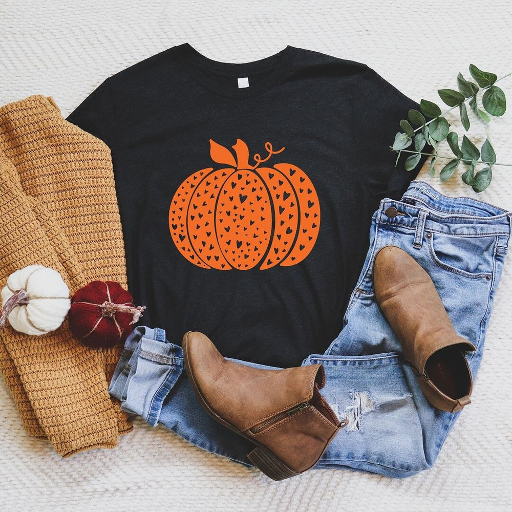 Heart Pumpkin Short Sleeve Tee