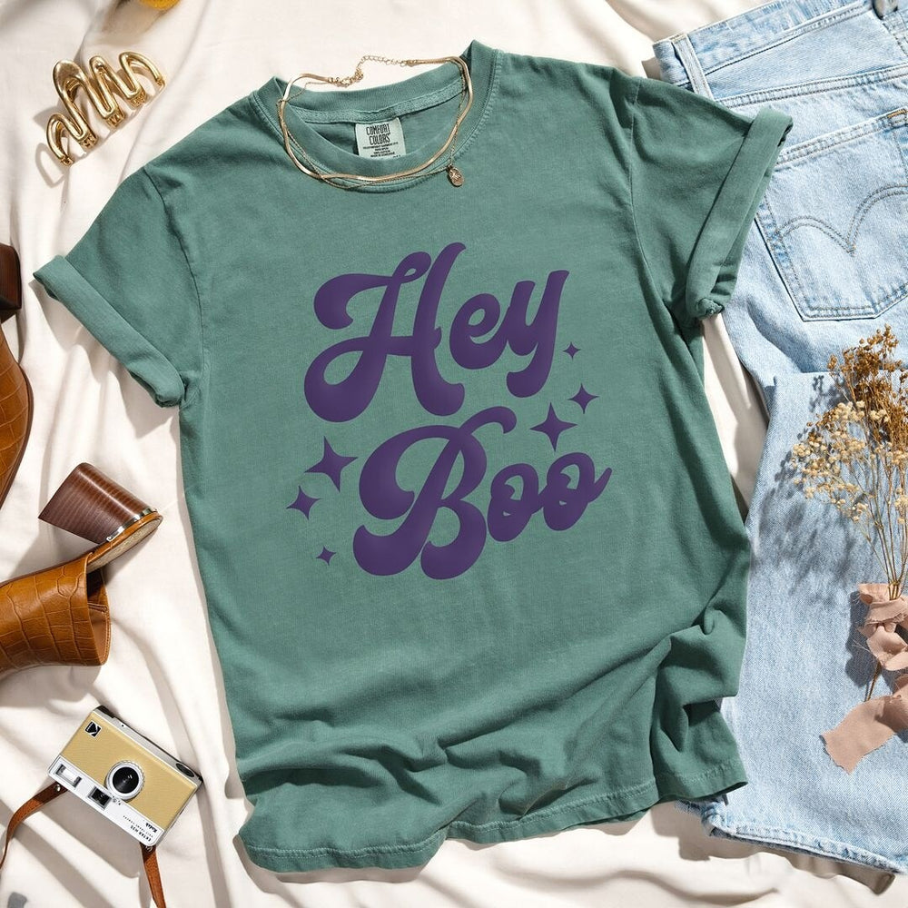 Hey Boo Stars Puff Print Garment Dyed Tee