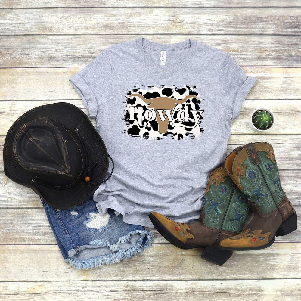 Howdy with Cow Print Short Sleeve Crewnneck Tee