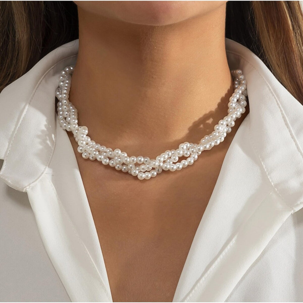 Imitation Pearl Twisted Choker Necklace - White