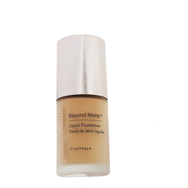 Jane Iredale Beyond Matte Liquid Foundation M4 Light To Medium with Neutral Undertones