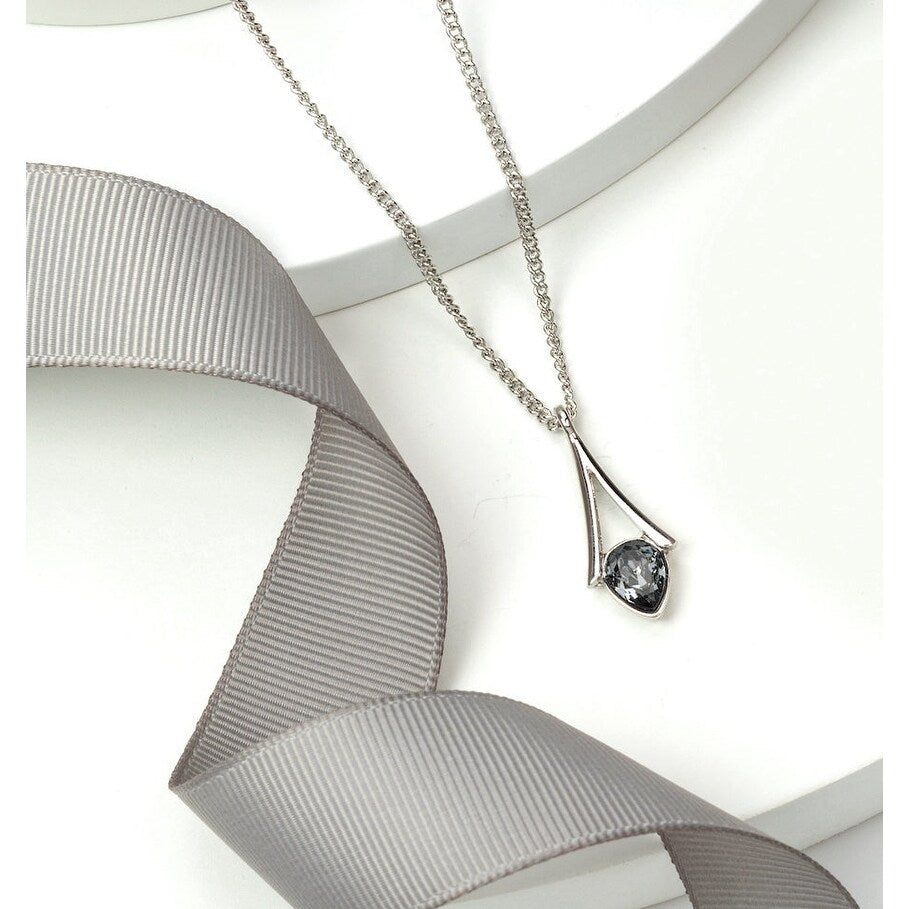 Modern Teardrop Crystal Pendant Necklace