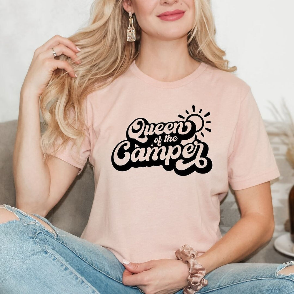 Queen of the Camper Retro Short Sleeve Crewnneck Tee