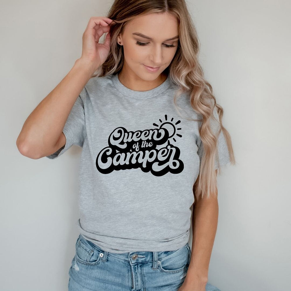 Queen of the Camper Retro Short Sleeve Crewnneck Tee