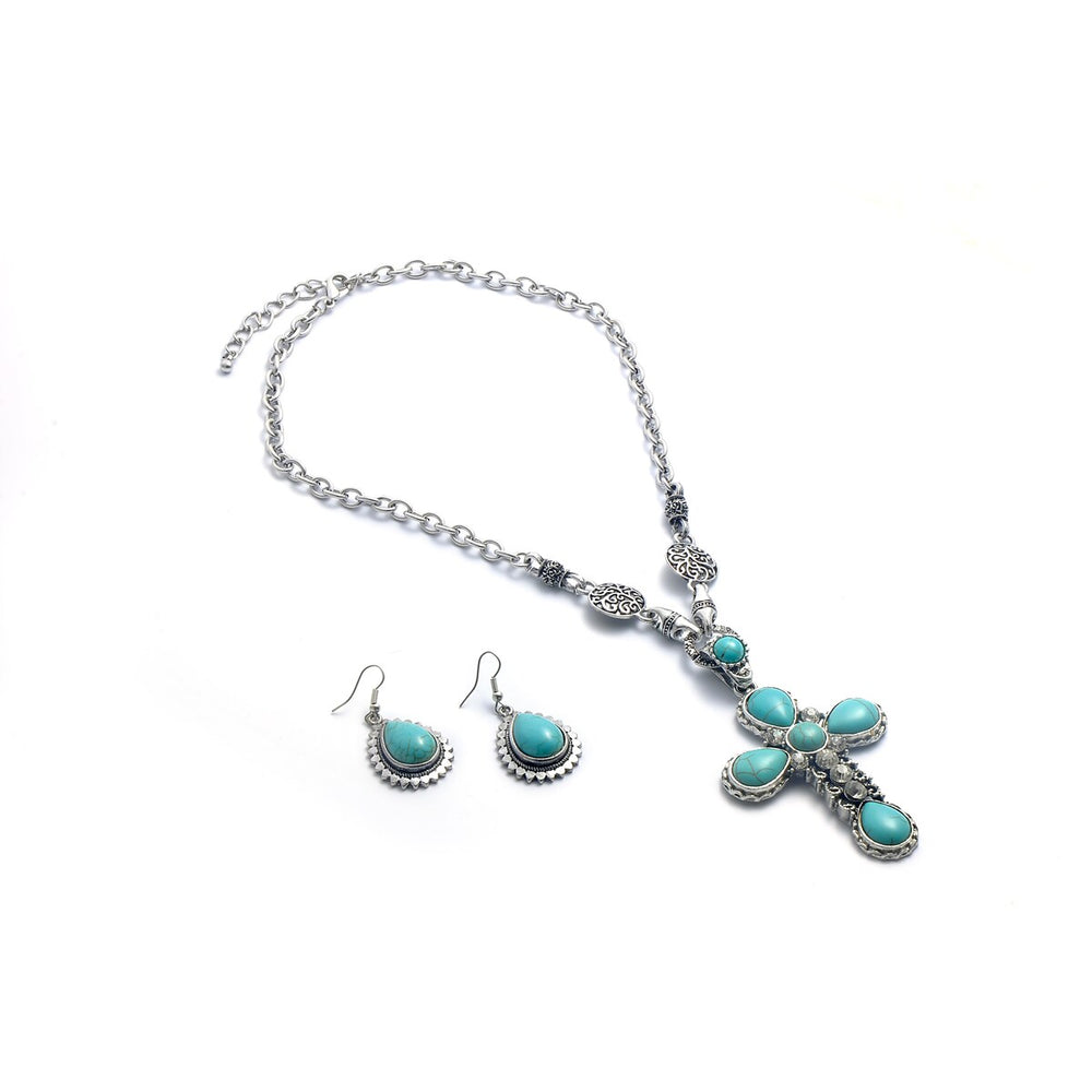 Set of Blue Howlite Double Strand Chips Necklace with Floral Shape Earings in Silvertone