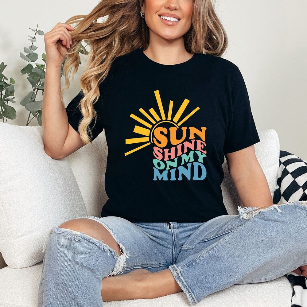 Sunshine On My Mind Wavy Short Sleeve Crewnneck Tee