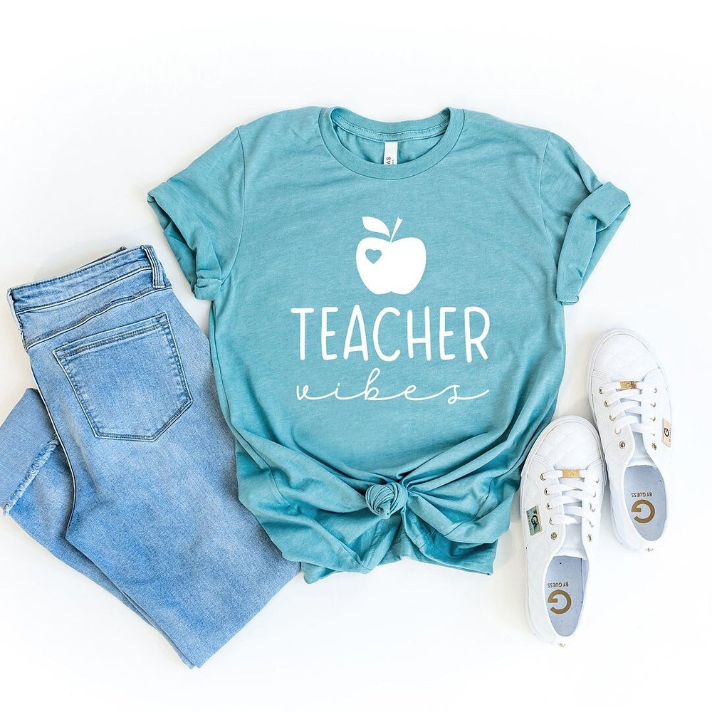 Teacher Vibes Cursive Apple Short Sleeve Tee