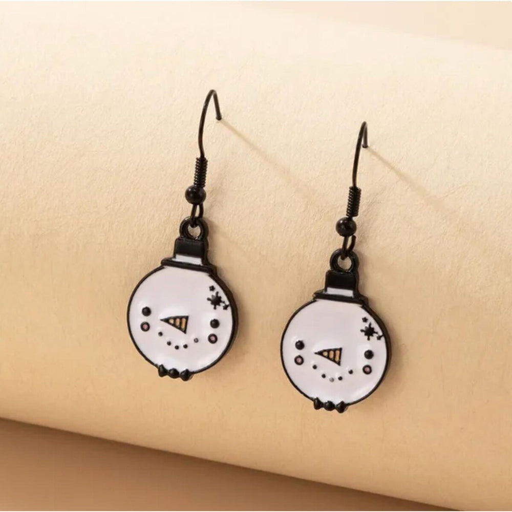 White & Black Cute Snowman Oranament Drop Earrings